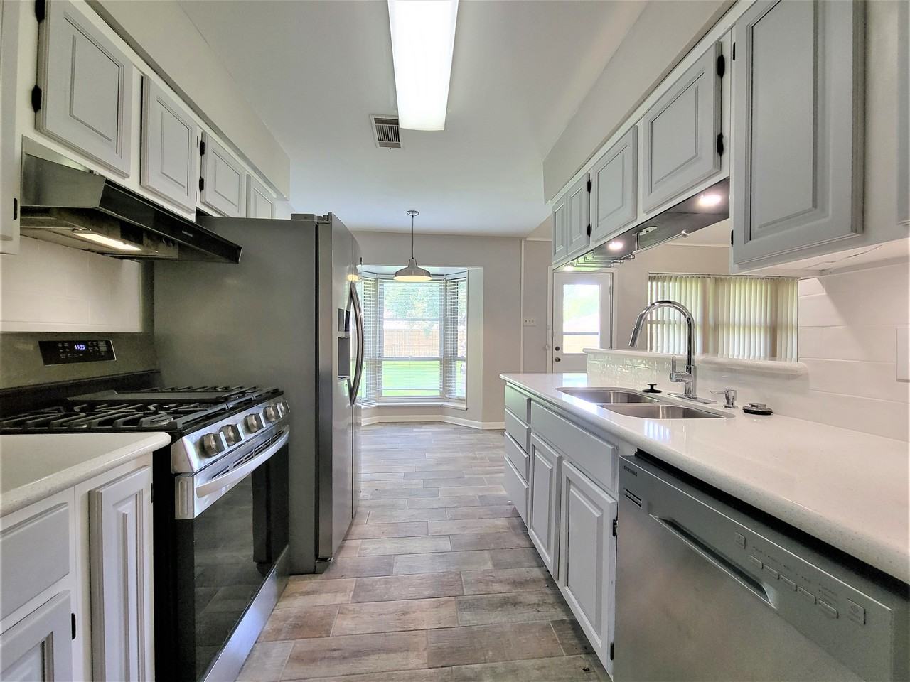 2303 Oboe Trl - Photo 7 of 13