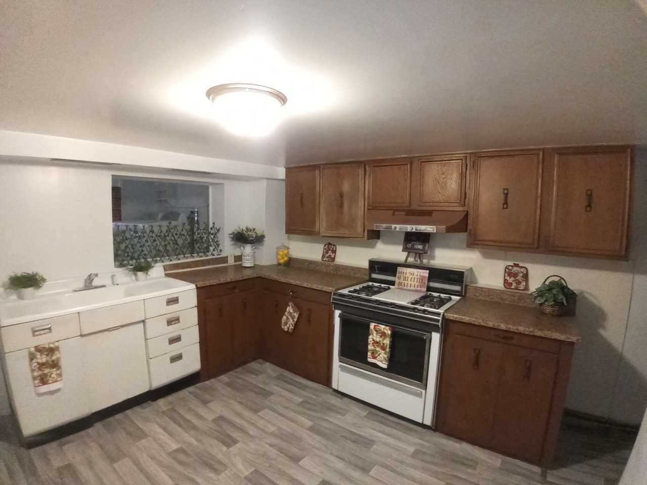 1618 Church St - Photo 2 of 19