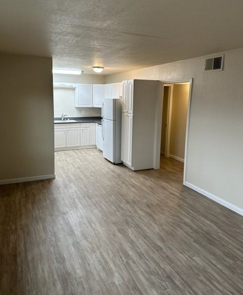 140 Sequoia Ave #2 - Photo 2 of 8