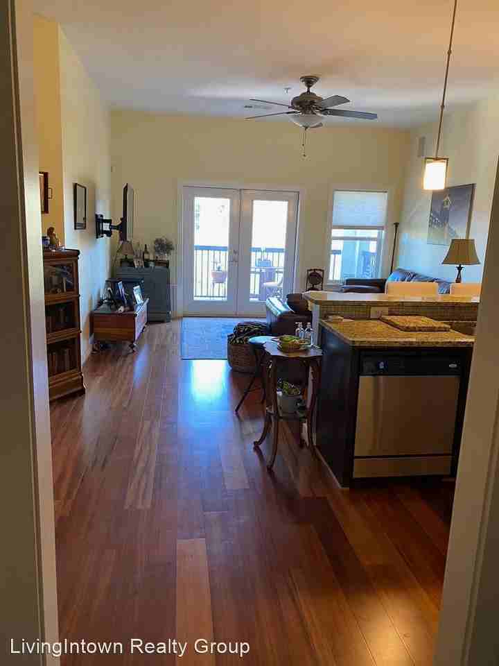 870 Inman Village Parkway NE - Photo 3 of 9