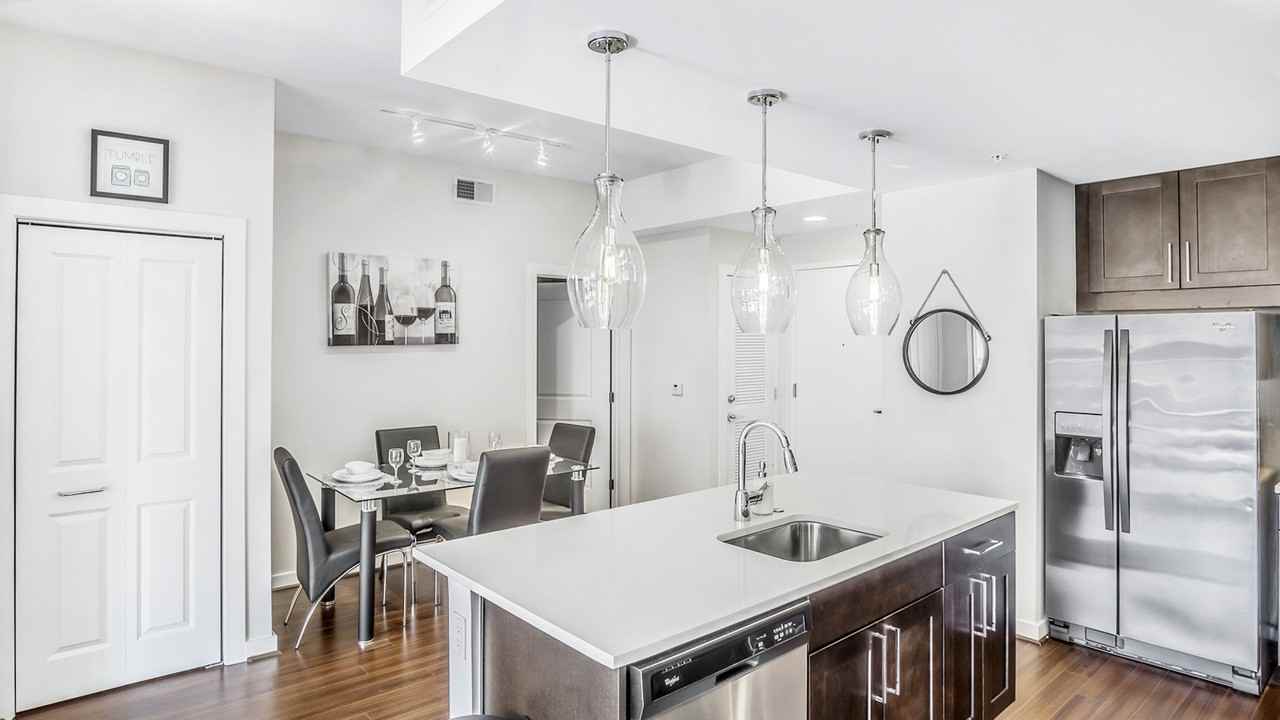 3380 Peachtree Rd NE - Photo 3 of 30