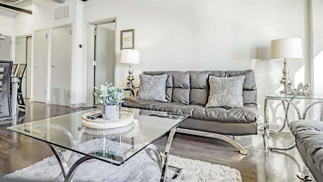 549 Peachtree St NE, - Photo 2 of 40