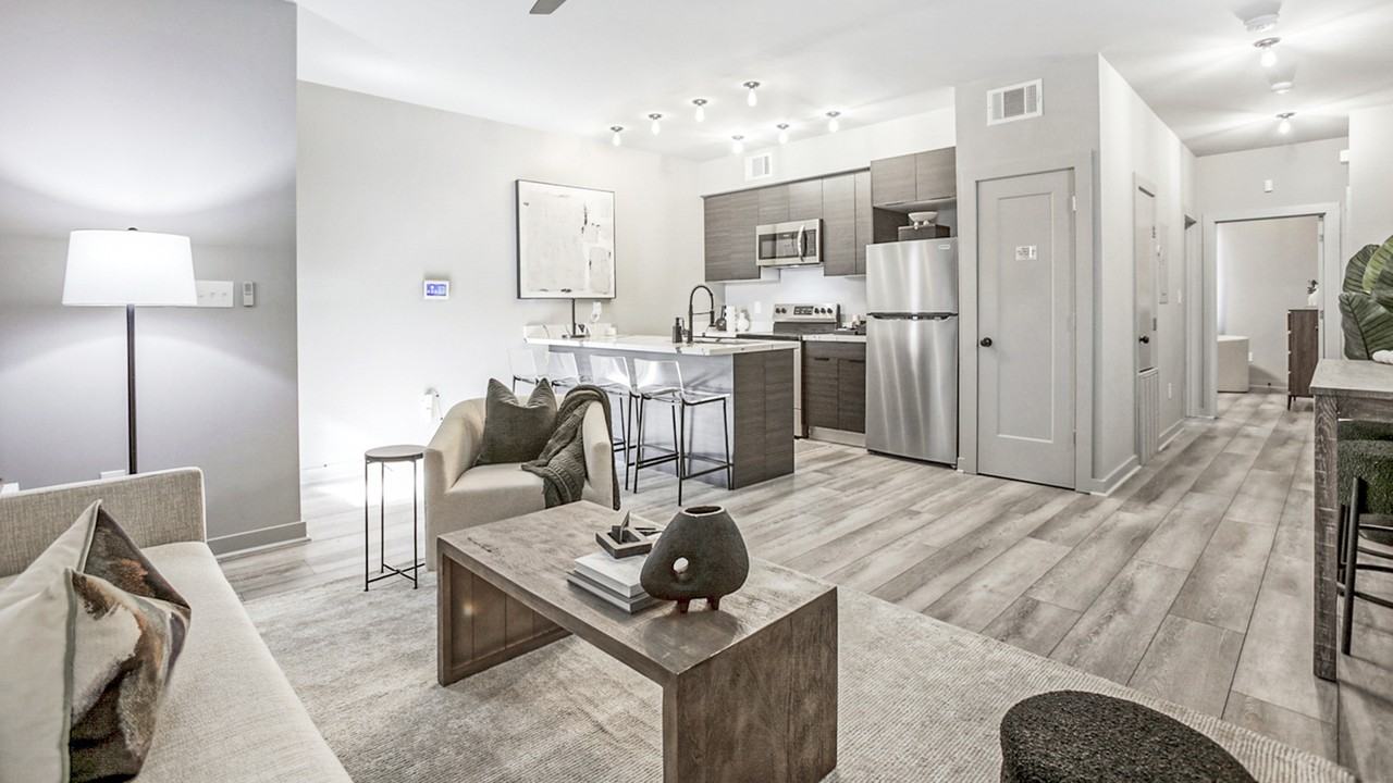 2543 Saint Peter St #2543 - Photo 2 of 11
