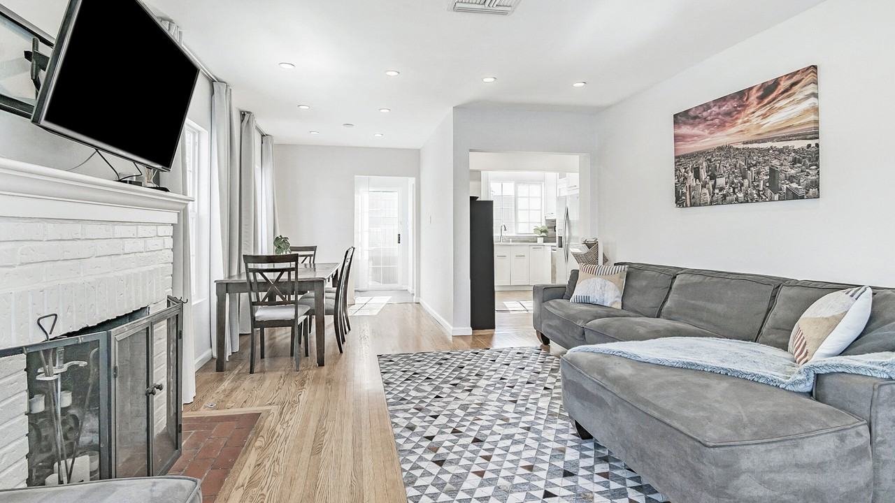 8130 Saint Clair Ave #8130 - Photo 2 of 8