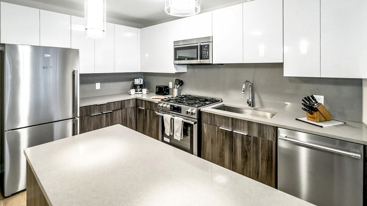 355 Atlantic Street - Photo 2 of 14