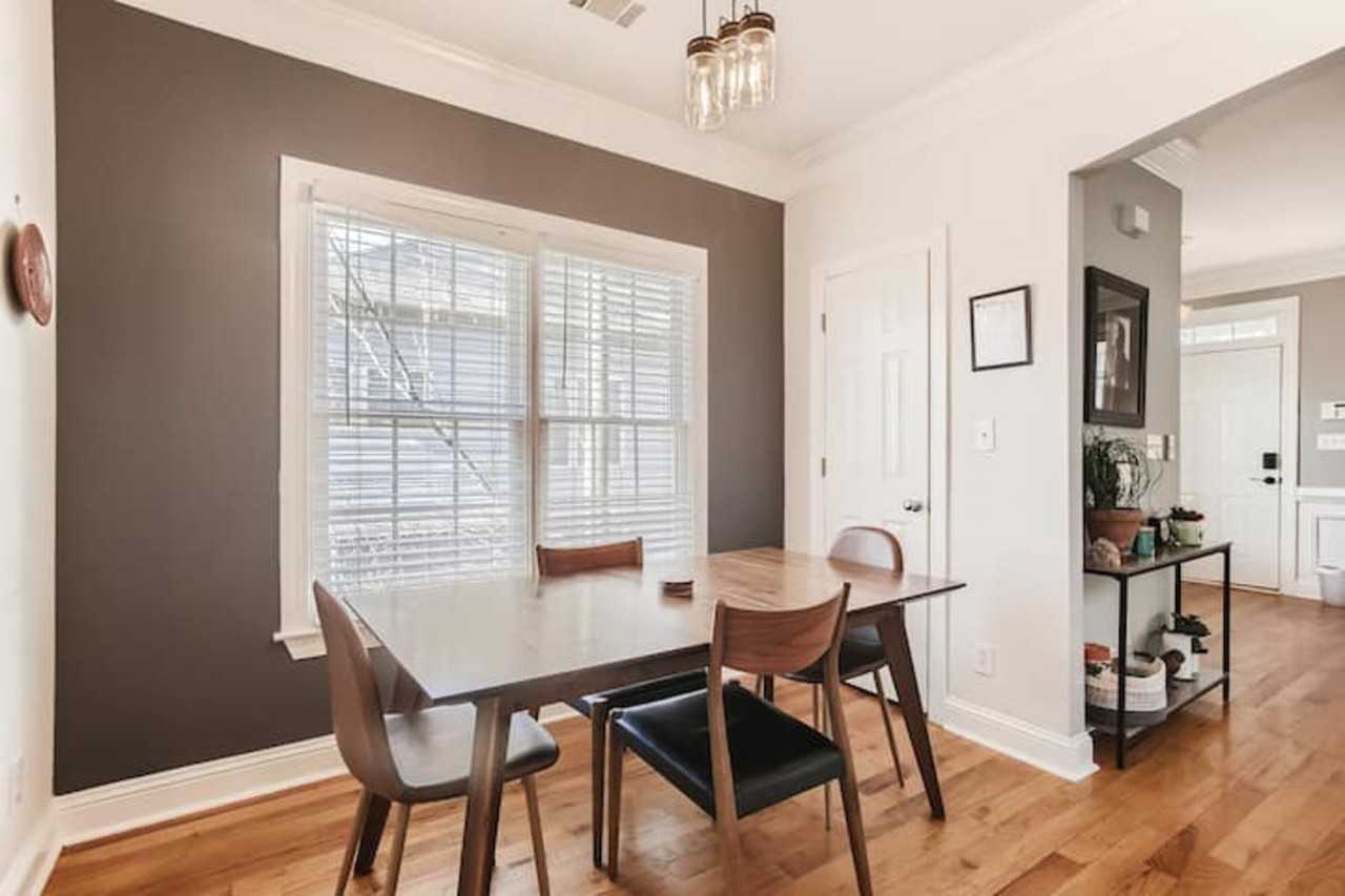 829 Marcus St Se - Photo 2 of 16