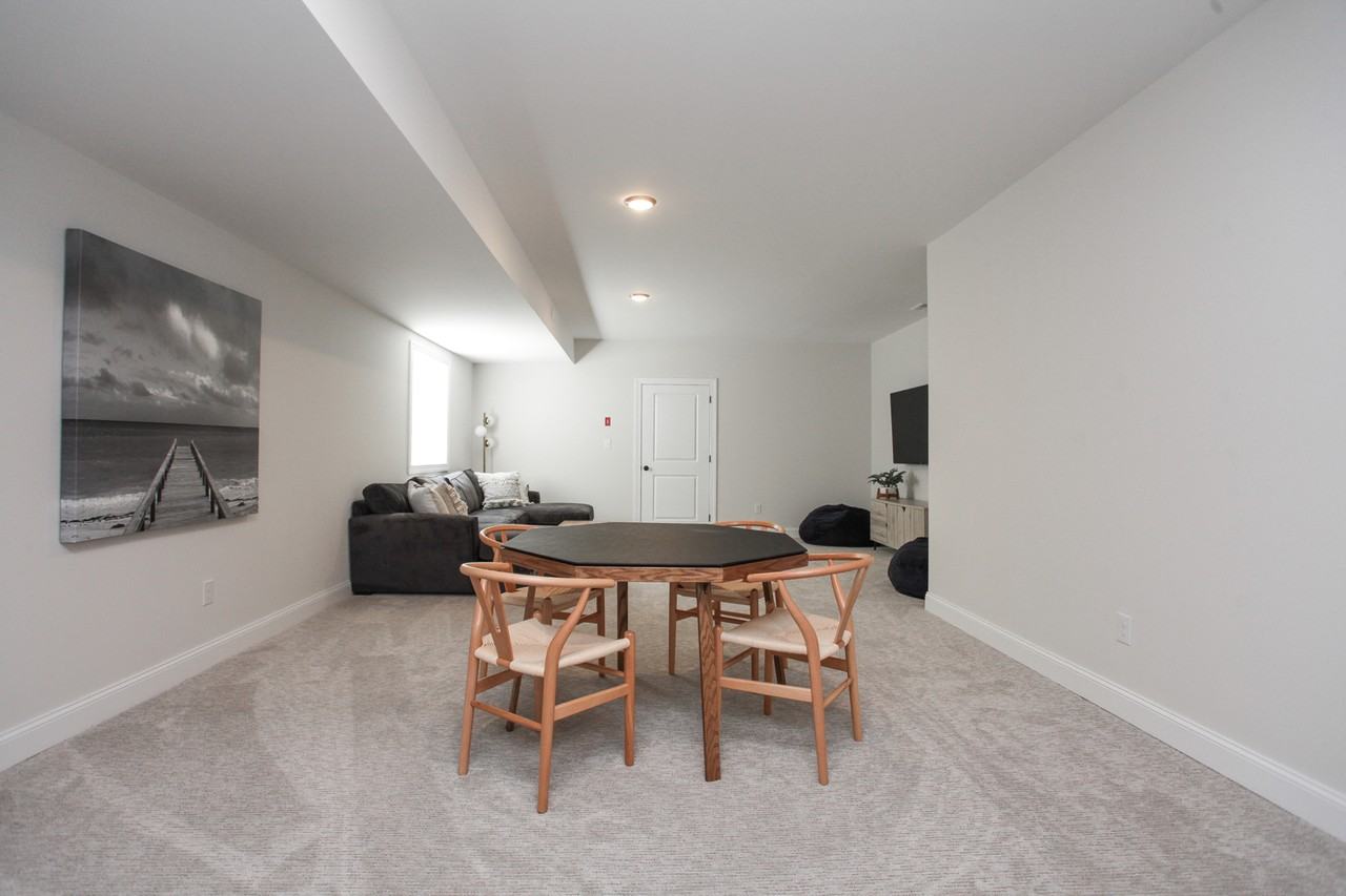 327 W 7th Ave #1 - Photo 2 of 10