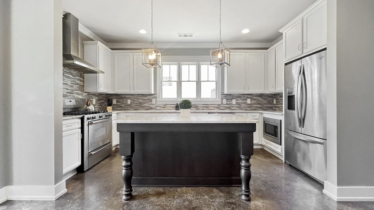 1003 Dew St #1003 - Photo 3 of 11