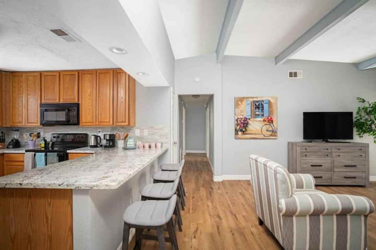 1719 Southwick St #A - Photo 3 of 10