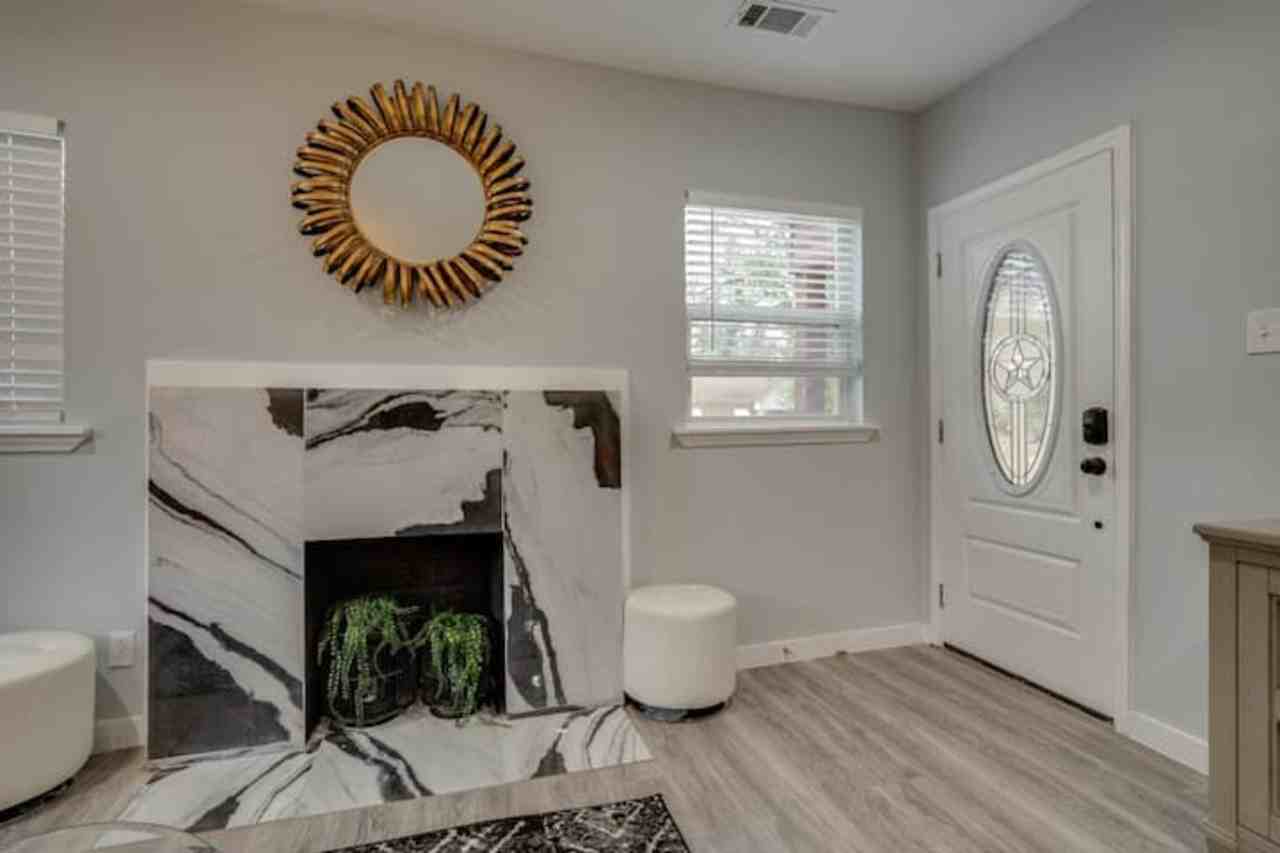 1214 Pioneer Dr #1214 - Photo 2 of 16