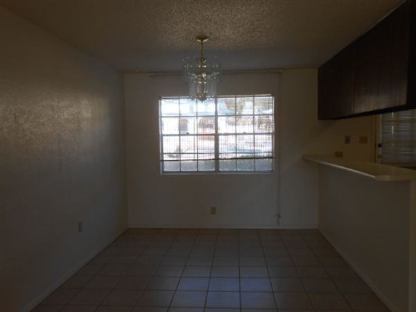 Del Prado Apartments - Photo 3 of 10