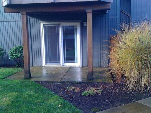 Ashbrook Village Condominiums - Photo 2 of 4