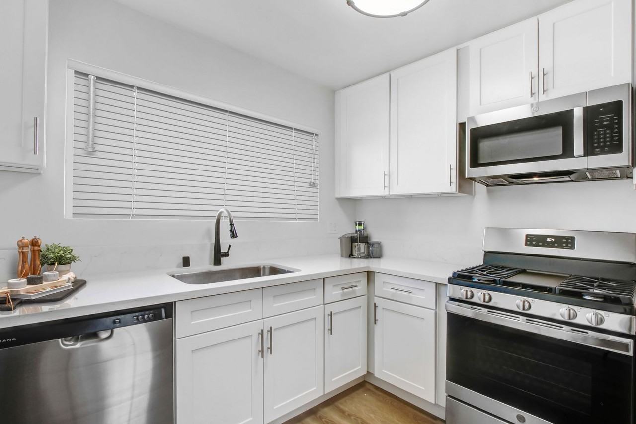 Reseda Apartments - Photo 2 of 86