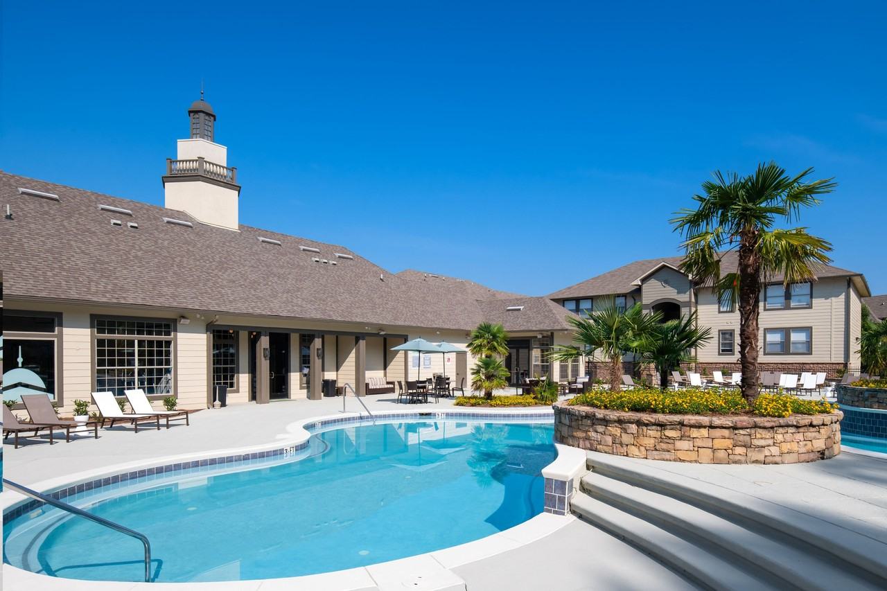 Landmark Apartments- AL - Photo 7 of 23