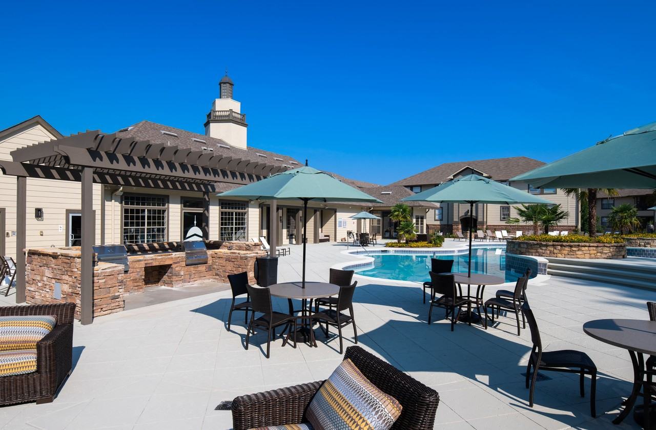 Landmark Apartments- AL - Photo 5 of 23