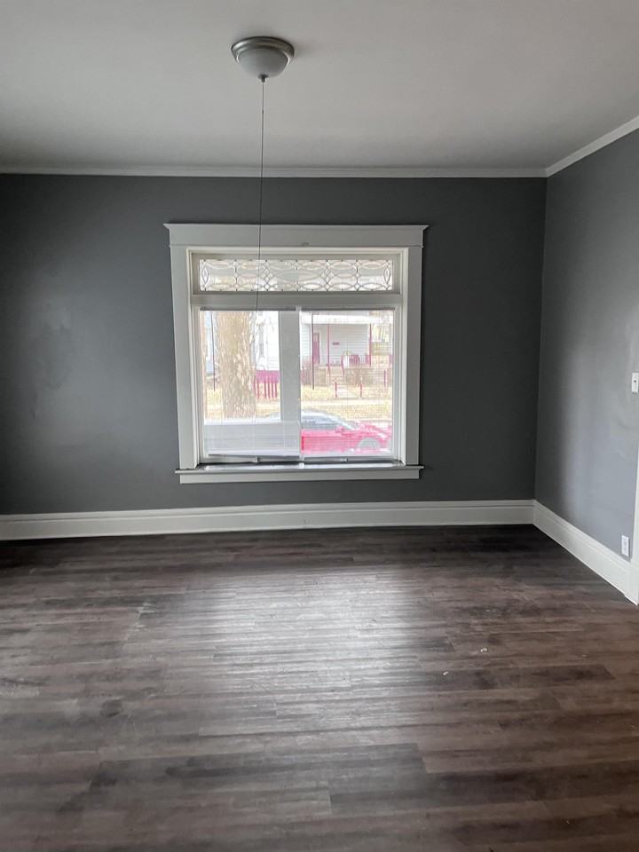 2138 N Linn St #1 - Photo 2 of 20