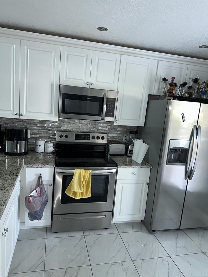 3299 Sandy Shore Ln #1 - Photo 3 of 9