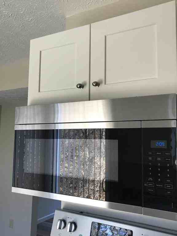 240 Collier Dr - Photo 4 of 11