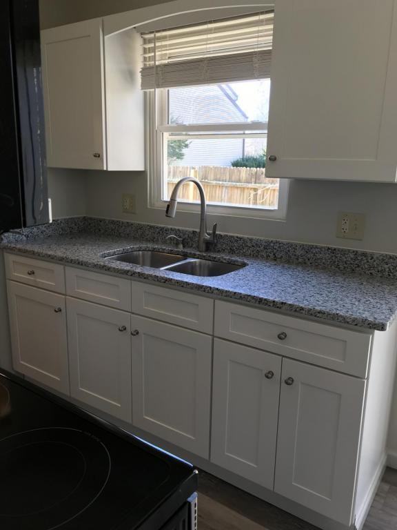240 Collier Dr - Photo 5 of 11