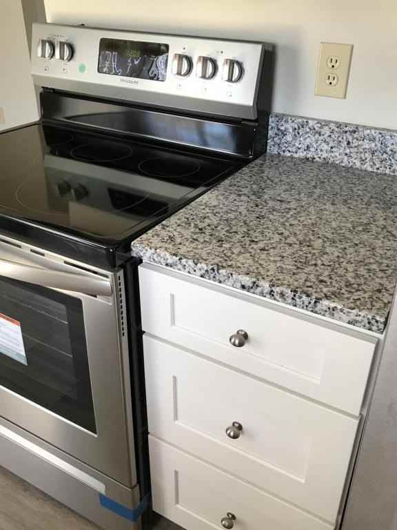 240 Collier Dr - Photo 6 of 11