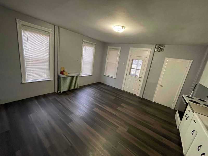 250 Cedar St #A - Photo 3 of 13