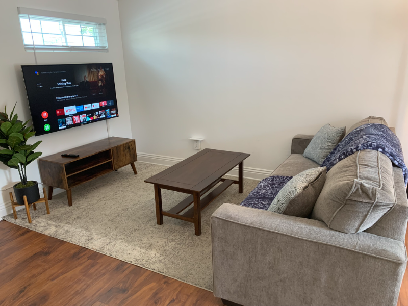 517 Manzanita St - Photo 2 of 9