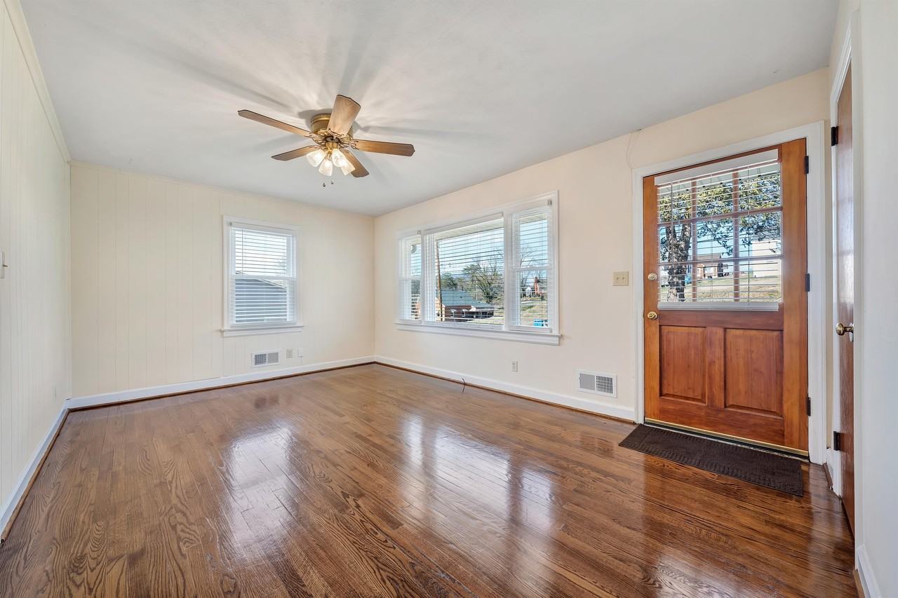 4310 Tyree Rd Nw #1 - Photo 3 of 18