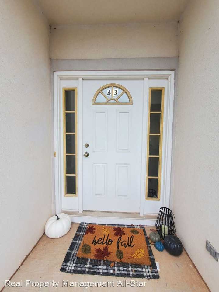 43 Goldenrod Dr - Photo 2 of 37