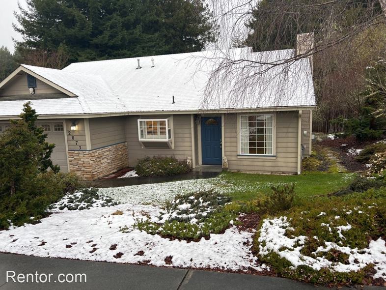 2075 Foxwood Dr, Pine Hills, CA 95503 3 Bedroom House for 1,995/month