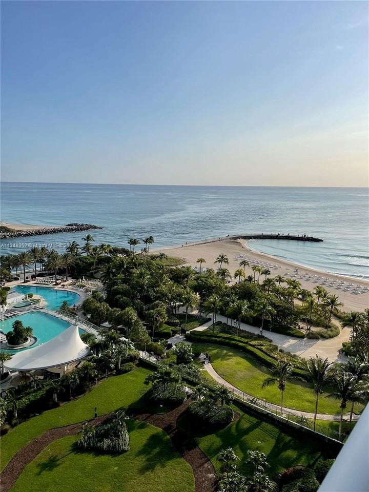 10275 Collins Ave 1004, Bal Harbour, FL 33154 Studio Apartment for