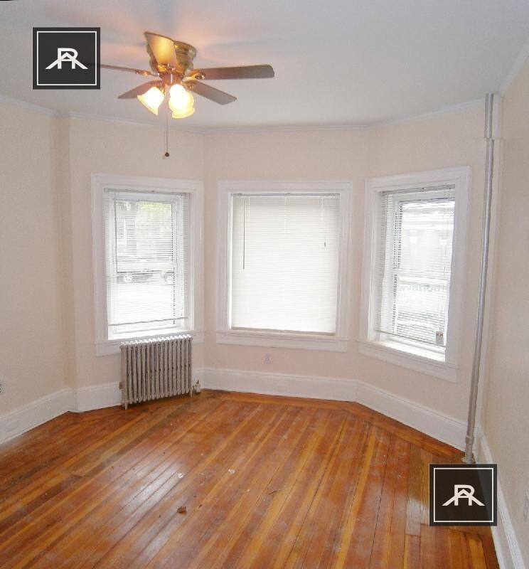389 Harvard St #1L - Photo 4 of 7