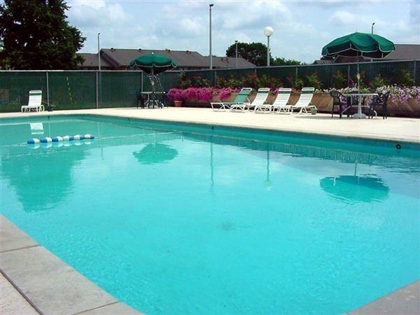 Pheasant Run - Photo 2 of 5