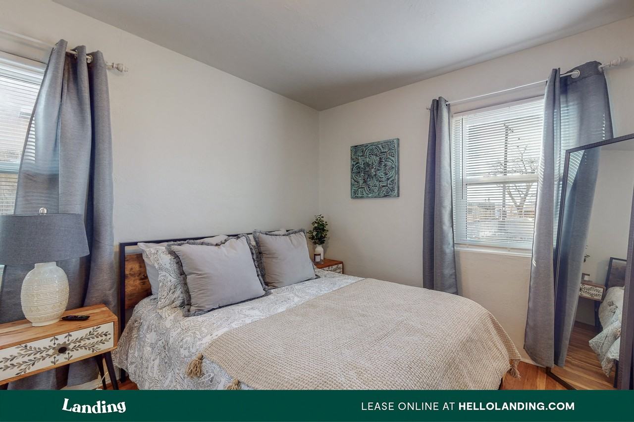 4628 Crest Ave Se #1A - Photo 2 of 12