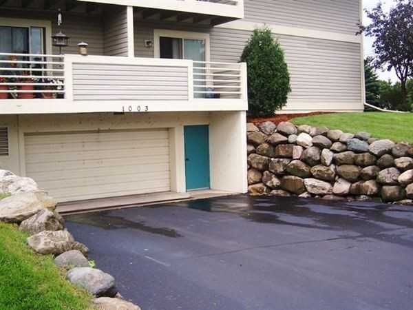 Woodfield Apartments - Photo 2 of 7