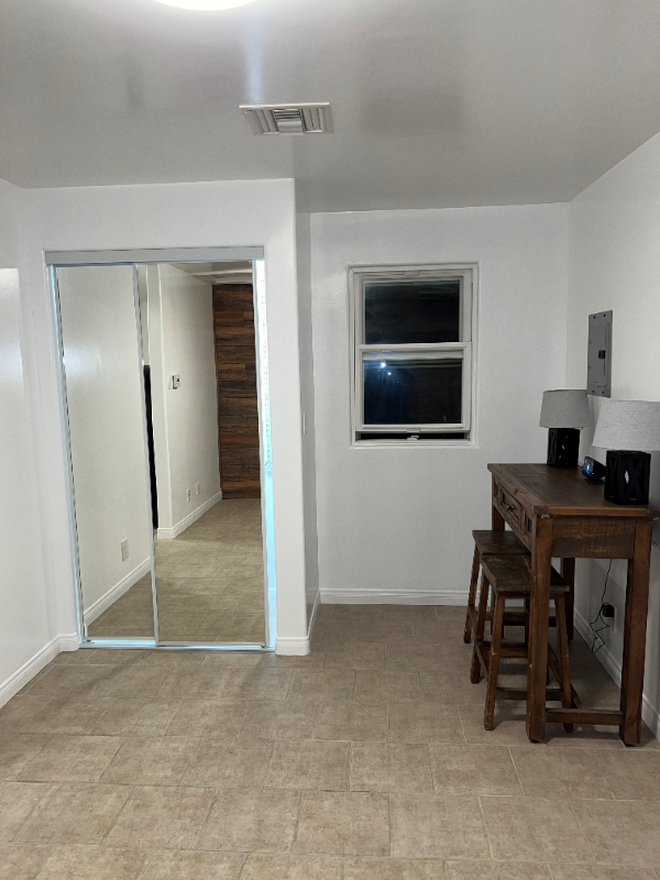 2600 W 85th St #1-2STUDIO - Photo 2 of 11