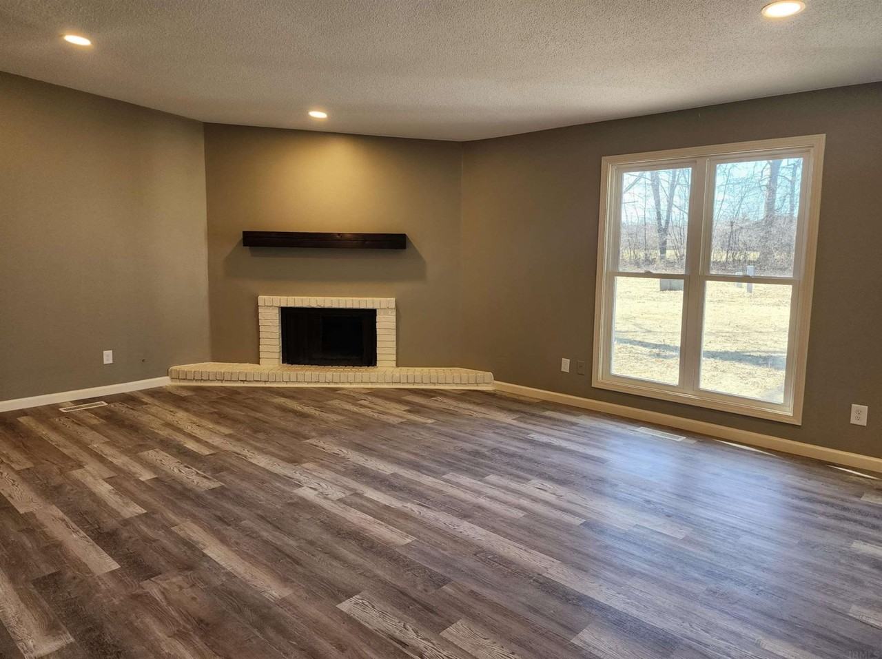 3029 Winslow Pl - Photo 2 of 20