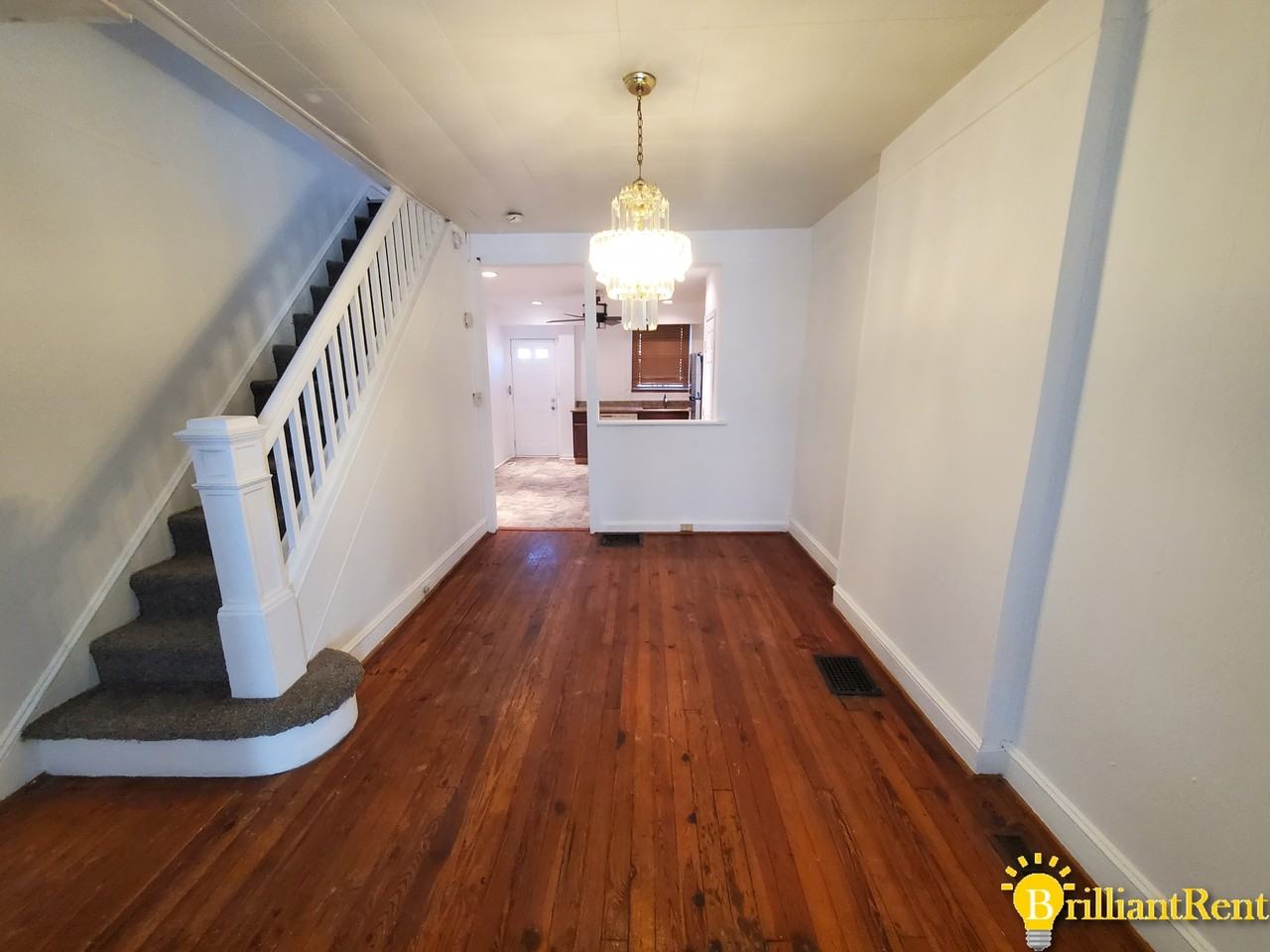 2524 West Pratt Street - Photo 3 of 14