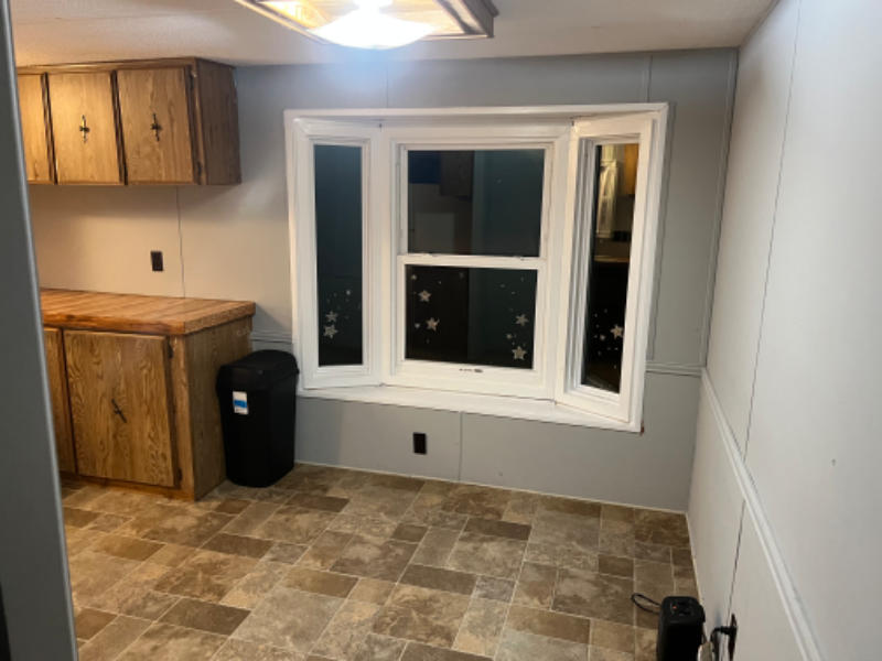 111 Freedom Dr - Photo 3 of 15