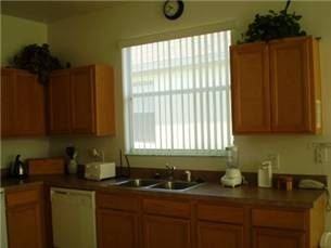 652 Orista Dr - Photo 3 of 6