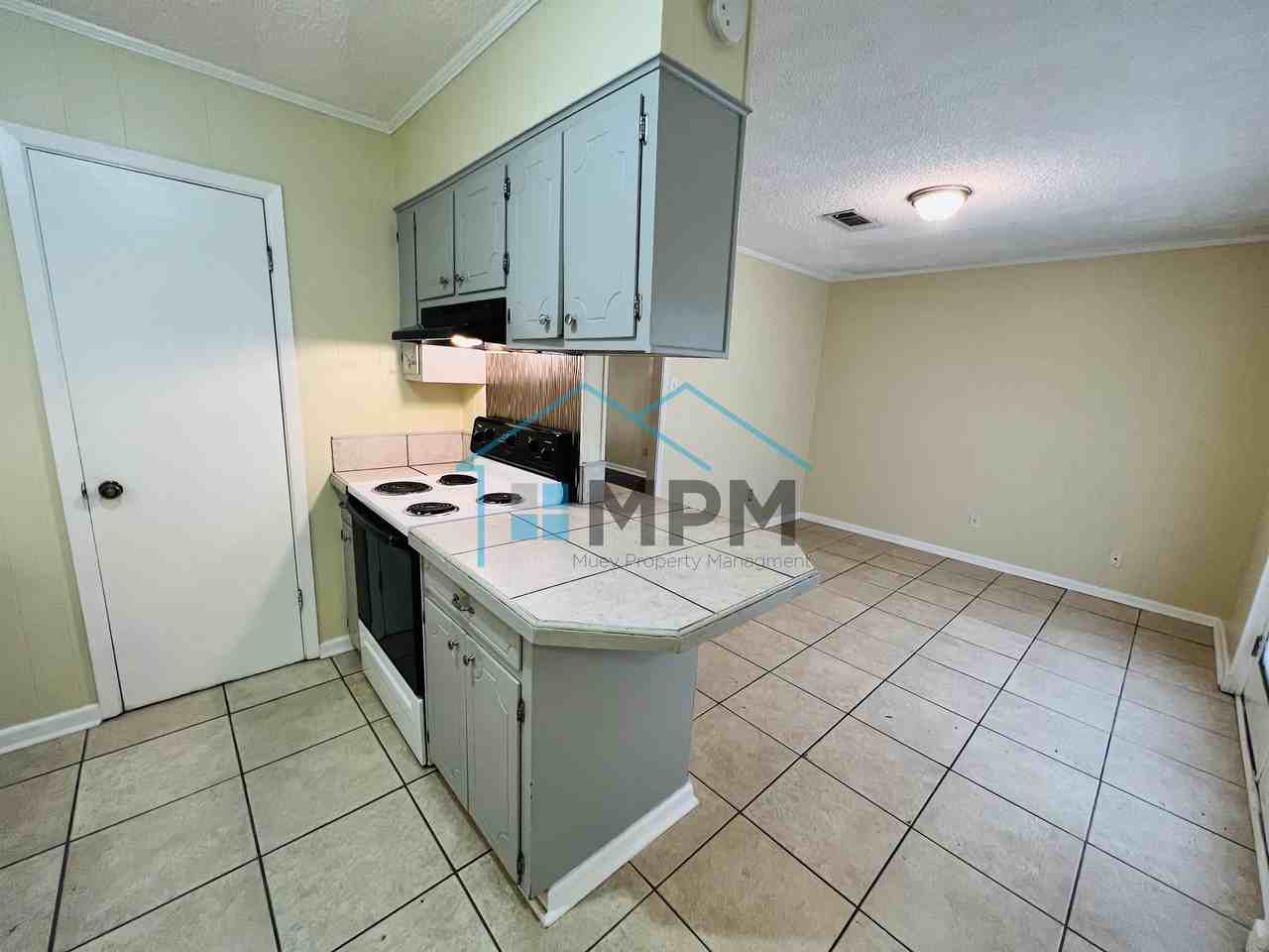 229 Hillside Cir #1 - Photo 7 of 24