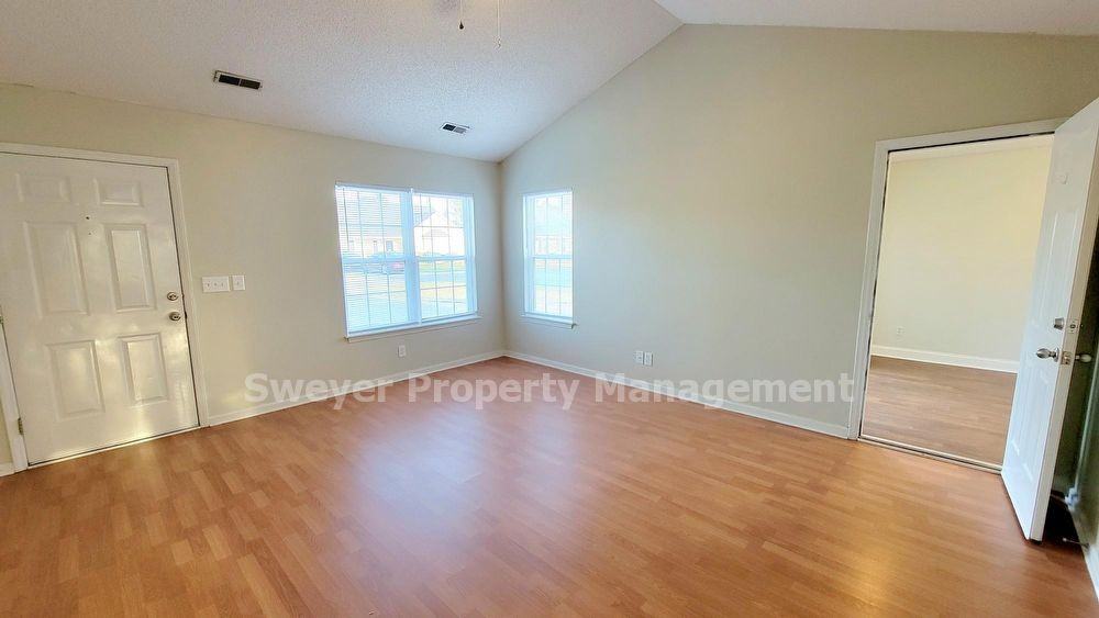 3007 Promenade Ct - Photo 3 of 28