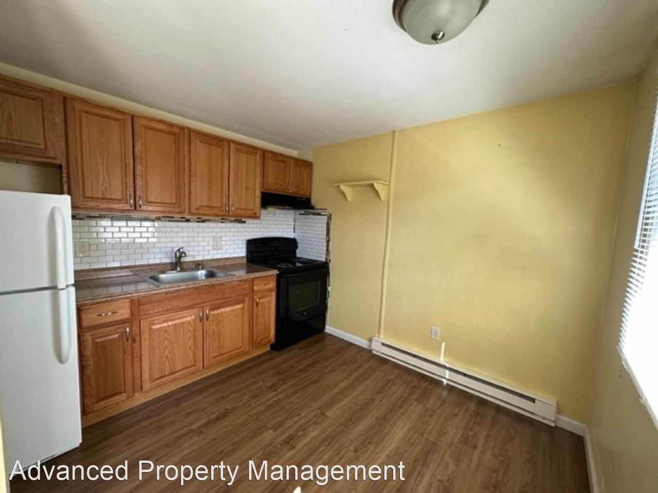 47 E. Main St. - Photo 2 of 7