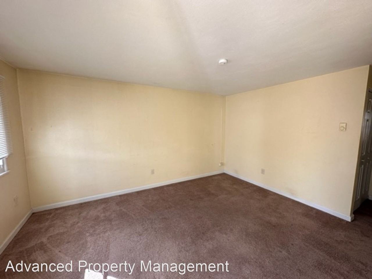 47 E. Main St. - Photo 3 of 7