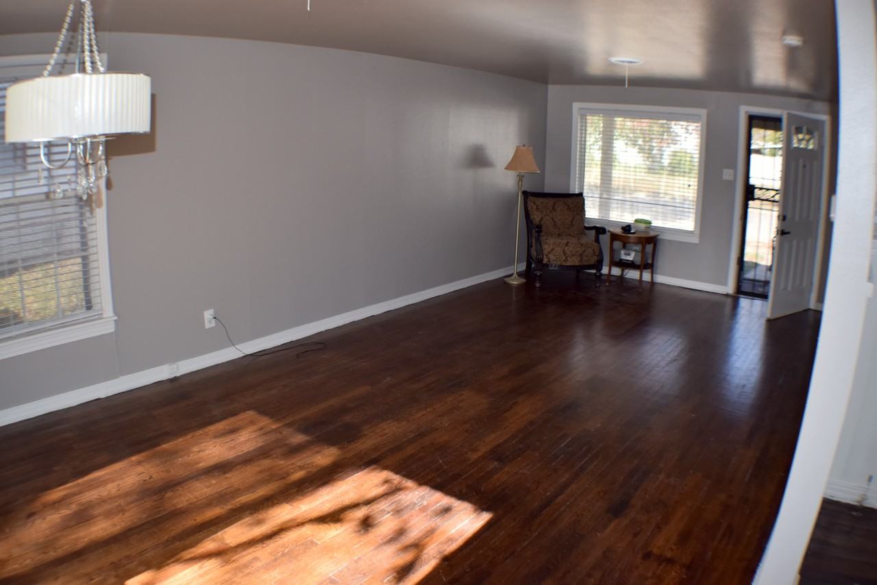 3524 Vinetta Dr - Photo 3 of 8