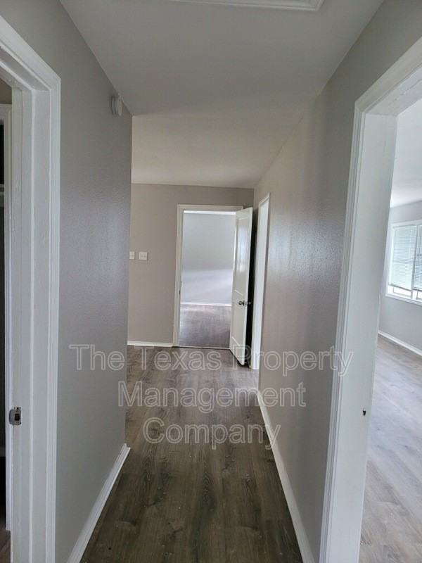 112 Correll Ave - Photo 3 of 13