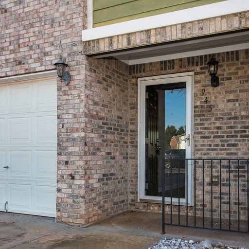 945 Magnolia Gardens Walk - Photo 2 of 23
