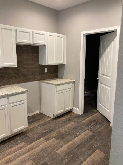 721 E Gandy St - Photo 2 of 11