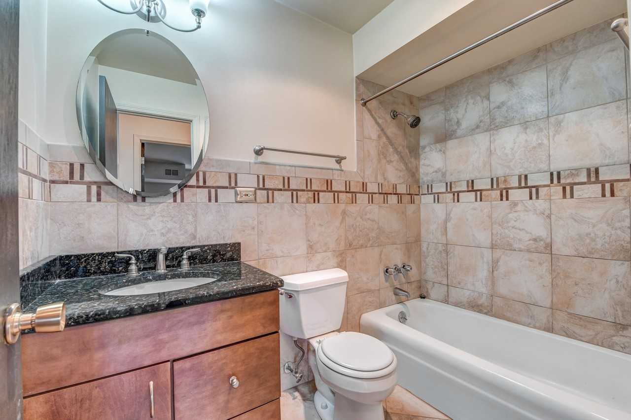 Stonebridge of Arlington Heights - Photo 7 of 20