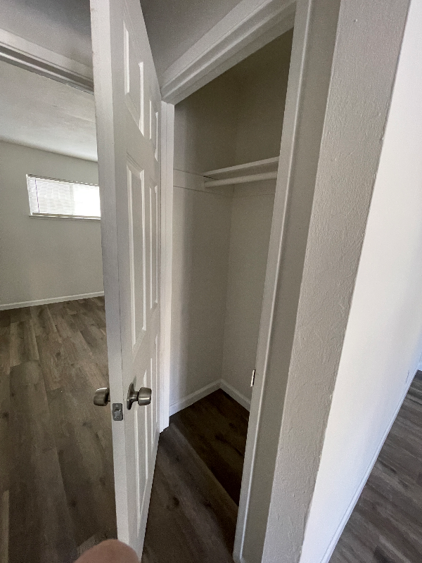 5613 Hoffman Ct #D - Photo 5 of 32