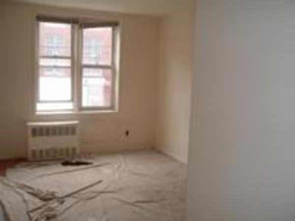 Barclay Avenue and Bowne St Apartments Bowne St, New York, NY 11355